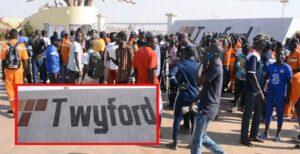 [Fait divers] »Affaire de scandale sexuel à l&rsquo;usine « Twyford » : Un logisticien filmait ses collègues féminines sous la douche.