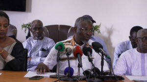 Révision constitutionnelle : « Aar Sunu Constitution » réclame une consultation populaire et dénonce une réforme précipitée