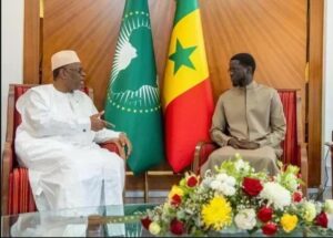 Palais de la République : ce que Bassirou Diomaye Faye et Macky Sall se sont dit