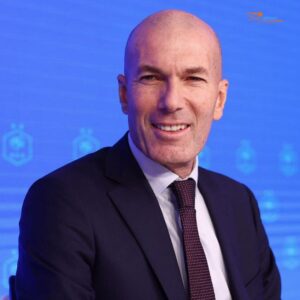 Équipe de France : Zinédine Zidane officiellement nommé sélectionneur.