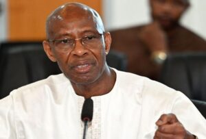 Samba Sy décrypte le bain de foule réservé à Macky Sall : « Il ne suffit pas de propos enflammés pour faire un pays »