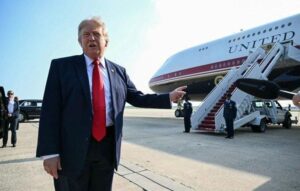 États-Unis : des journalistes du New York Times assignés à comparaître après une enquête sur Air Force One
