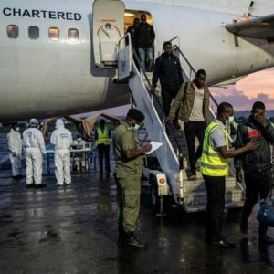 Liberia : 20 migrants expulsés des États-Unis arrivent à Monrovia.