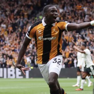 Premier League : Manchester United battu par Hull City, Nobel Mendy buteur.