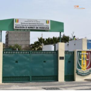 Prison de Rebeuss : 14 détenus reçoivent leurs attestations de formation.