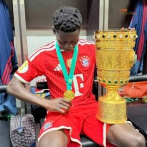Supercoupe d’Allemagne : le Bayern de Bara Sapoko Ndiaye s’offre le trophée.