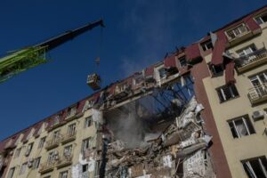 Guerre en Ukraine : Moscou frappée par une vague massive de 600 drones, Kiev sous le feu russe