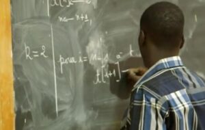 🇸🇳 RENTRÉE SCOLAIRE : LES ENSEIGNANTS DÉCISIONNAIRES DÉNONCENT DES PROMESSES NON TENUES