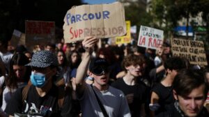 France : les lycéens intensifient la mobilisation pour obtenir la suppression de Parcoursup