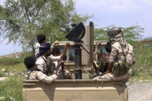 Arabie saoudite : les Houthis revendiquent des attaques contre Aramco et l’aéroport de Riyad