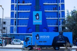 Les témoignages récents sur des comptes Wave vidés frauduleusement donnent matière à interroger les mécanismes de sécurisation du mobile money. En revanche, je n’ai pas trouvé de confirmation publique permettant d’affirmer que Wave Sénégal attribue systématiquement ces retraits à des « numéros ivoiriens ». Voici donc un article qui pose la question sans présenter cette affirmation comme un fait établi.