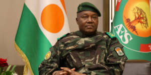 France : deux agents des renseignements nigériens expulsés du territoire